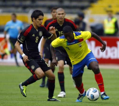 2011-06-252011-06-25t232631z_01_qui03_rtridsp_3_soccer-friendly_reuters