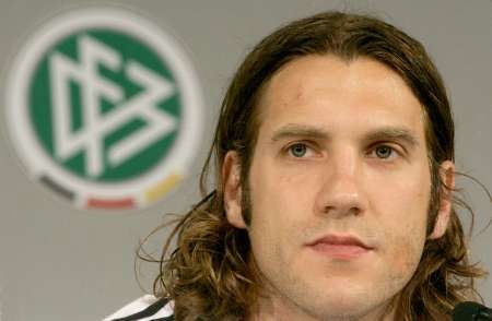 2006-06-10t125538z_01_wcaw402d_rtridsp_2_sport-soccer-world