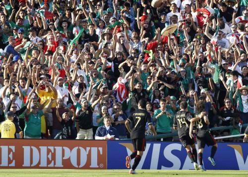 2011-06-262011-06-26t024649z_01_pas21_rtridsp_3_soccer-concacaf_reuters