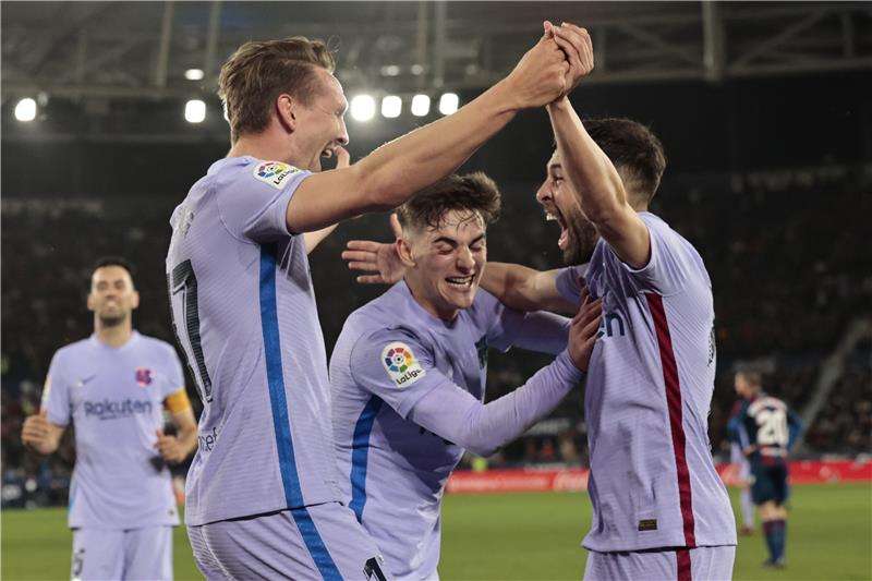 لاعبو برشلونة