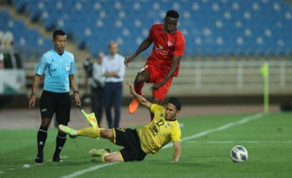 من مباريات الدحيل