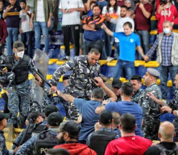 من أحداث المباراة