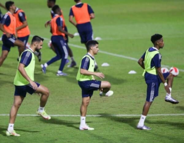 جانب من التدريبات