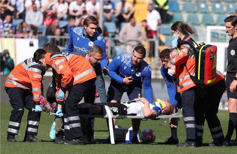 إصابة لاعب بيليفيلد