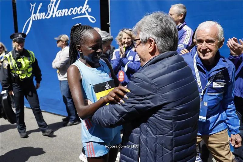 ?i=epa%2fathletics%2f2022-04%2f2022-04-18-09896123_epa