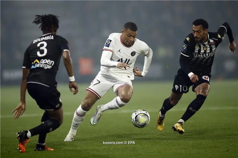 ?i=epa%2fsoccer%2f2022-04%2f2022-04-20%2f2022-04-20-09899279_epa