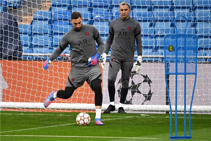  نافاس ودوناروما