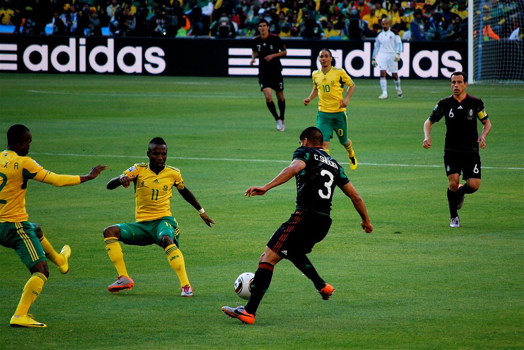 1024px-First_game_of_the_2010_FIFA_World_Cup,_South_Africa_vs_Mexico4