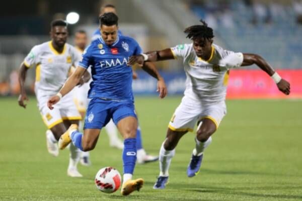 من مباراة الهلال والاتحاد