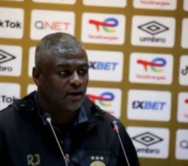 راضي الجعايدي خلال المؤتمر الصحفي