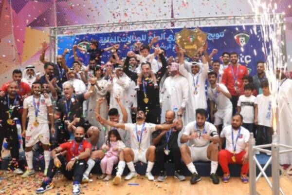 فرحة فريق الكويت