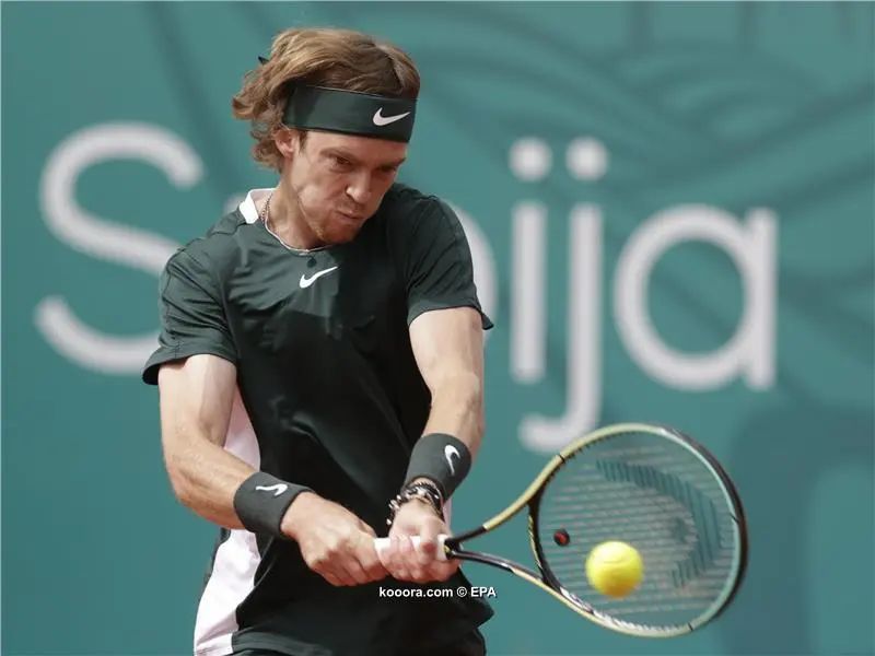 ?i=epa%2ftennis%2f2022-04%2f2022-04-24-09906603_epa