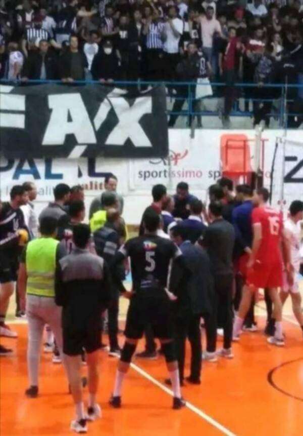 من أحداث المباراة