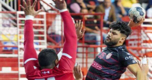 من لقاء في الدوري بين النجم الساحلي والإفريقي