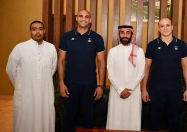 خلال جلسة التجديد