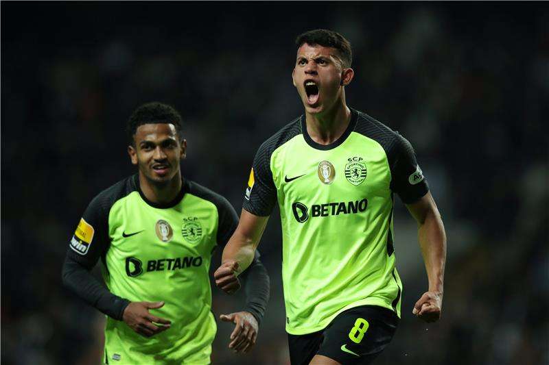 لاعبو سبورتنج لشبونة