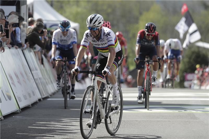 جوليان ألافيليبي 