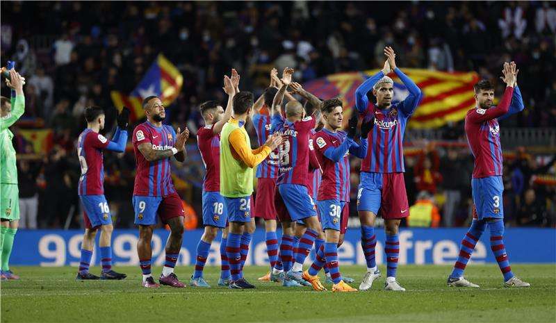 لاعبو برشلونة