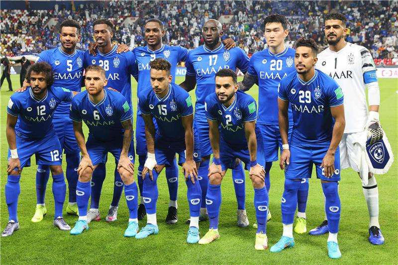لاعبو الهلال