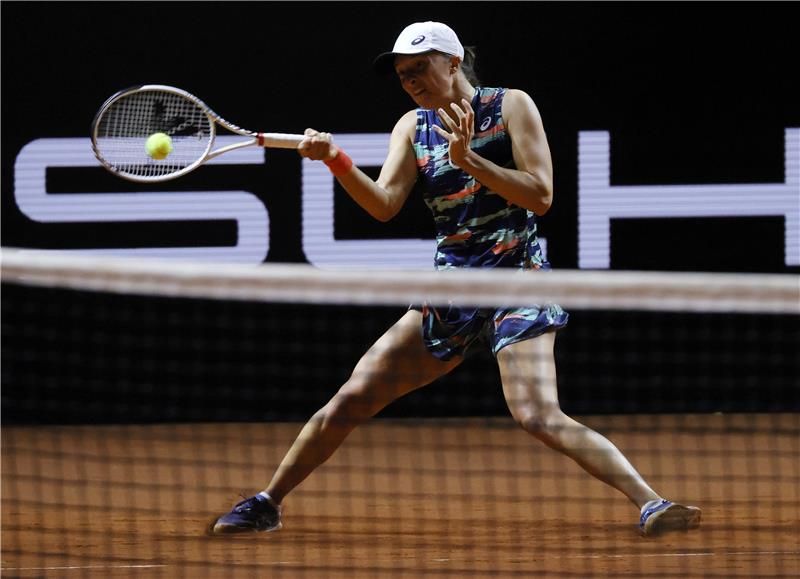  إيجا سواتيك 