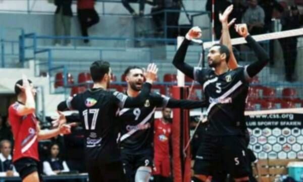 من لقاء نصف النهائي 