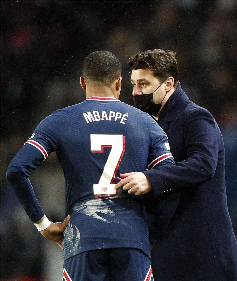 بوكيتينو ومبابي