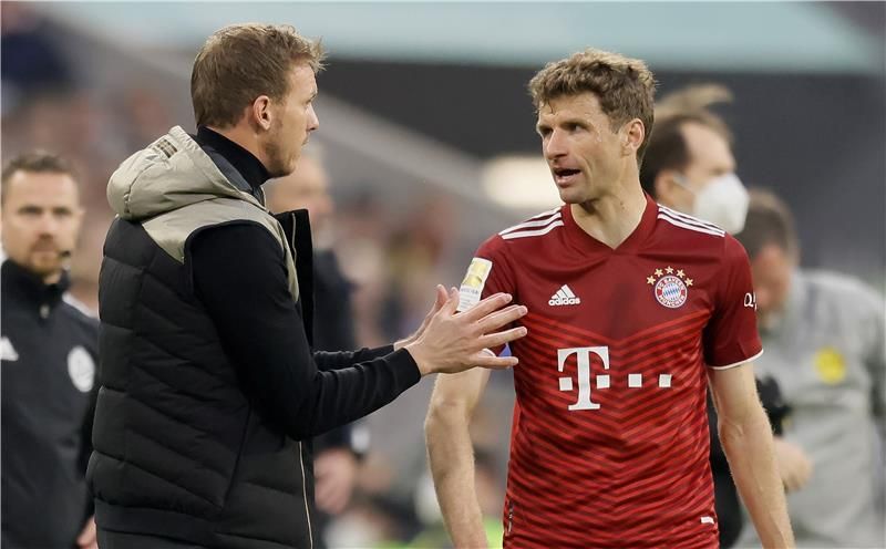 مولر ومدربه