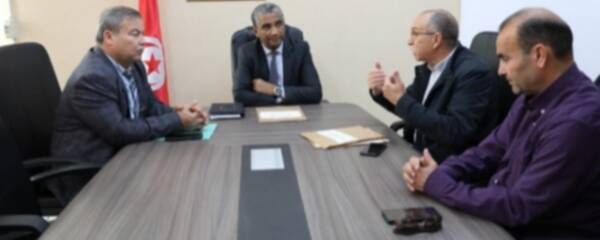 من الاجتماع