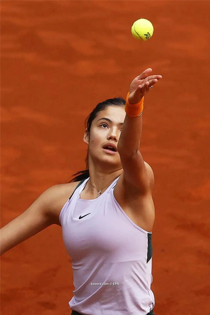 ?i=epa%2ftennis%2f2022-04%2f2022-04-29-09917027_epa