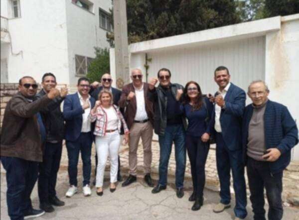 قائمة على العيادي