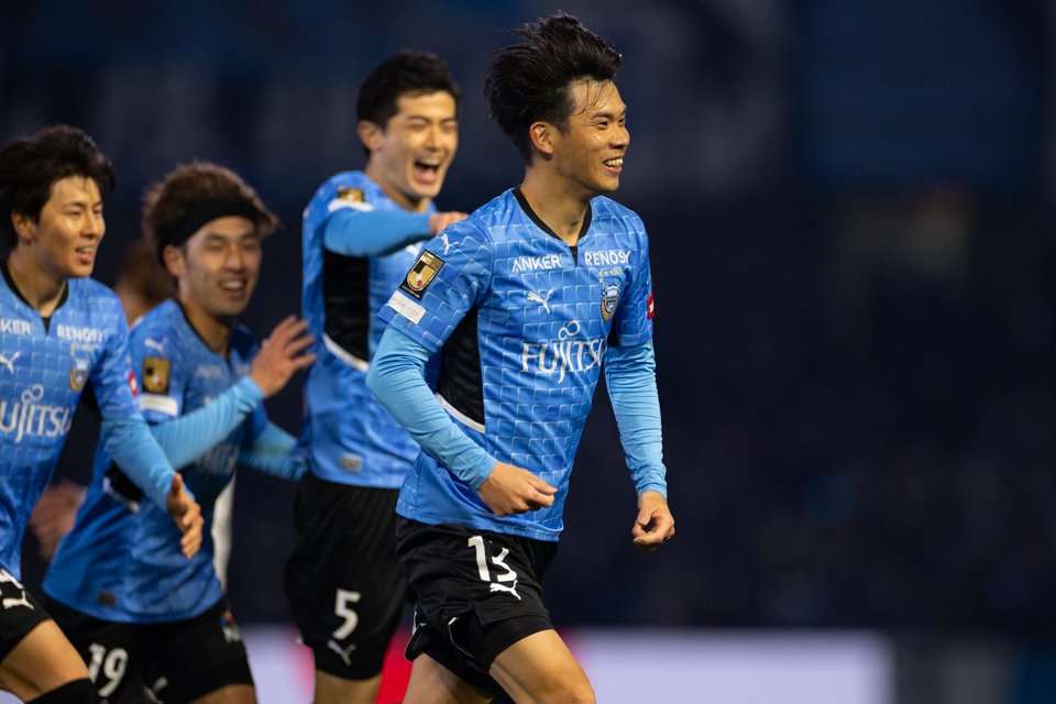 لاعبو كاواساكي