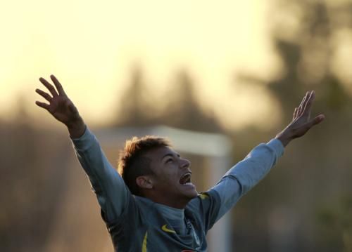 2011-06-272011-06-27t222404z_01_pw14_rtridsp_3_soccer-latam-copaamerica_reuters