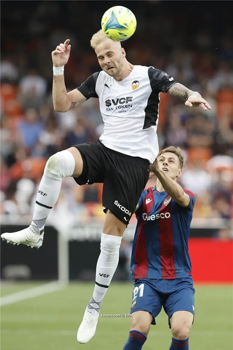 ?i=epa%2fsoccer%2f2022-04%2f2022-04-30%2f2022-04-30-09919014_epa