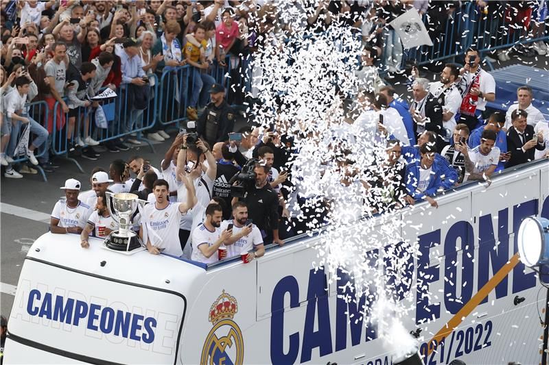 حافلة احتفالات ريال مدريد