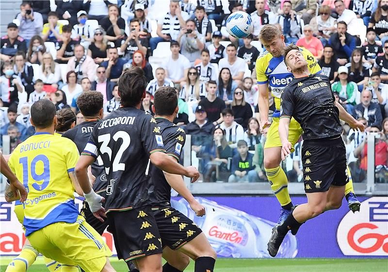 من المباراة