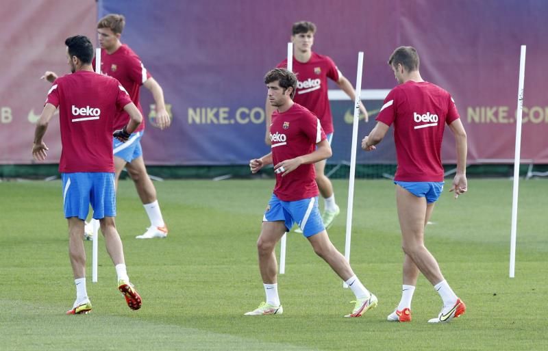 لاعبو برشلونة 