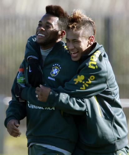 2011-06-262011-06-26t144756z_01_pw01_rtridsp_3_soccer-latam_reuters