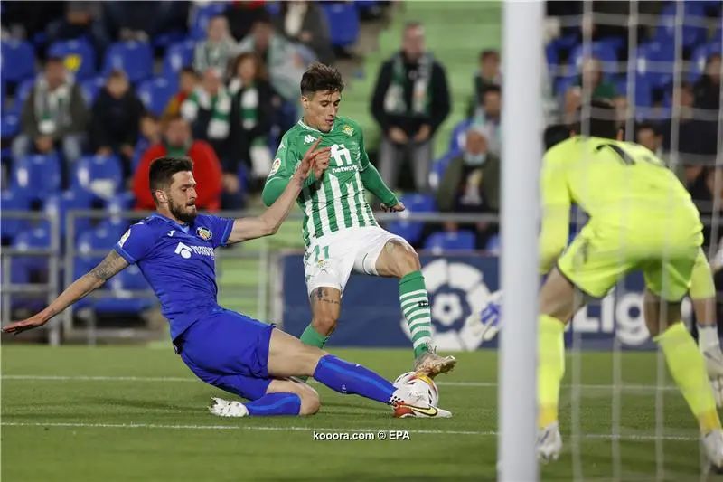 ?i=epa%2fsoccer%2f2022-05%2f2022-05-02%2f2022-05-02-09923153_epa