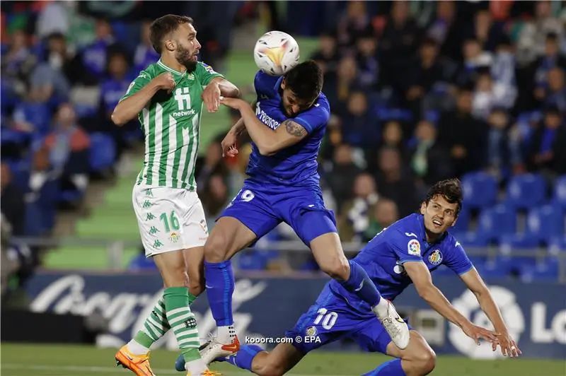 ?i=epa%2fsoccer%2f2022-05%2f2022-05-02%2f2022-05-02-09923149_epa