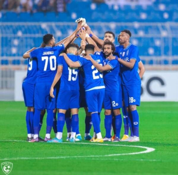 لاعبو الهلال