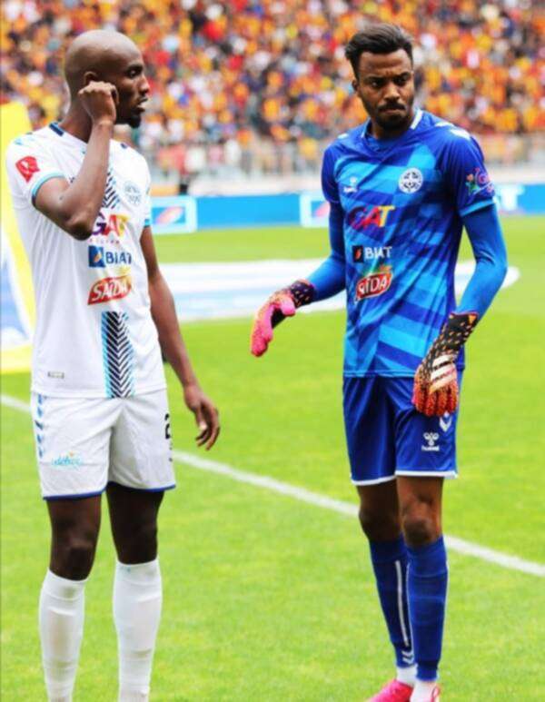 يوسوفا أومارو وبن سعيد 