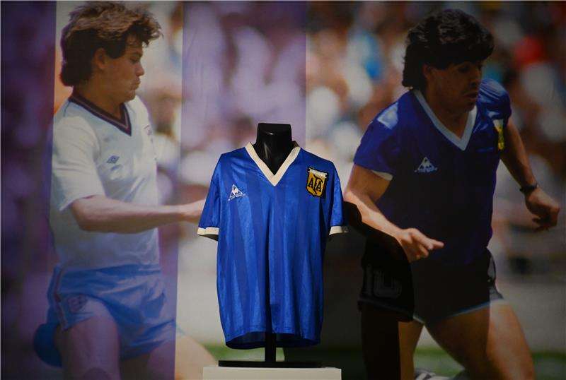 قميص مارادونا