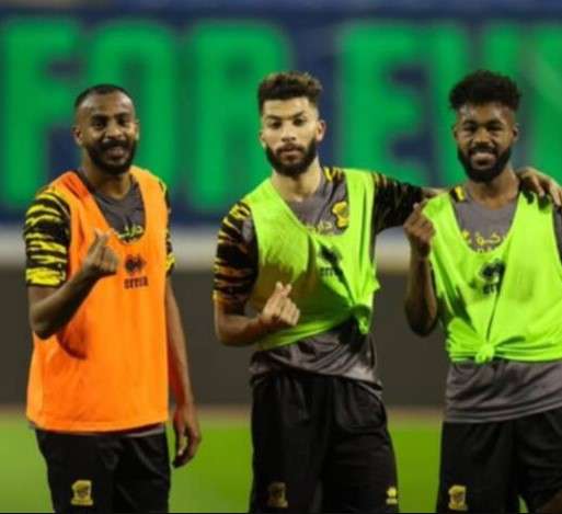 لاعبو اتحاد جدة
