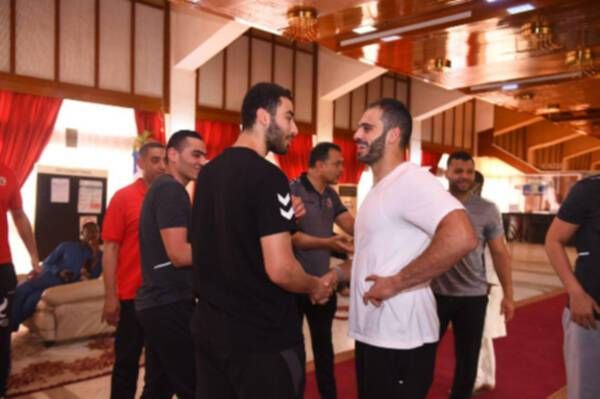 لاعبو الأهلي والزمالك لكرة اليد 