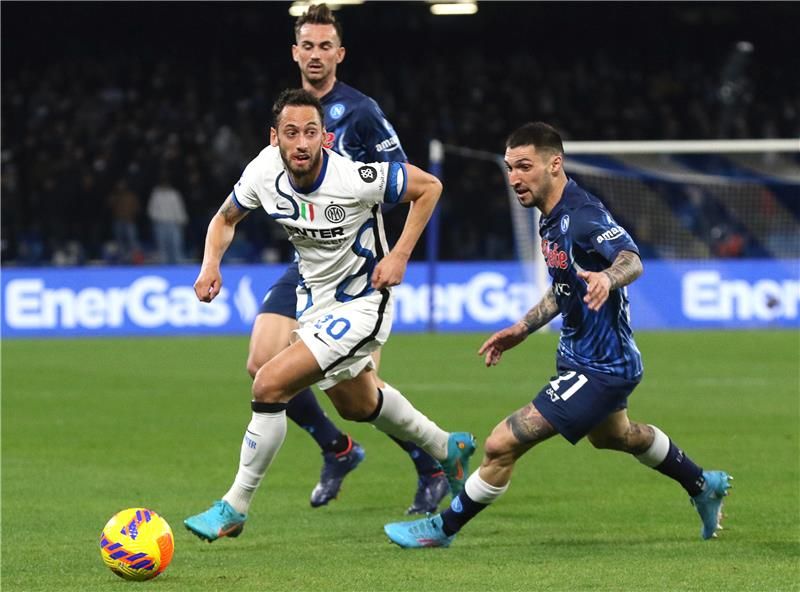 هاكان كالهانجولو