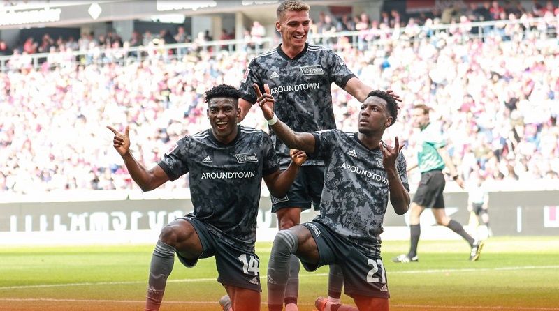 يونيون برلين (نقلا عن حساب النادي في تويتر)