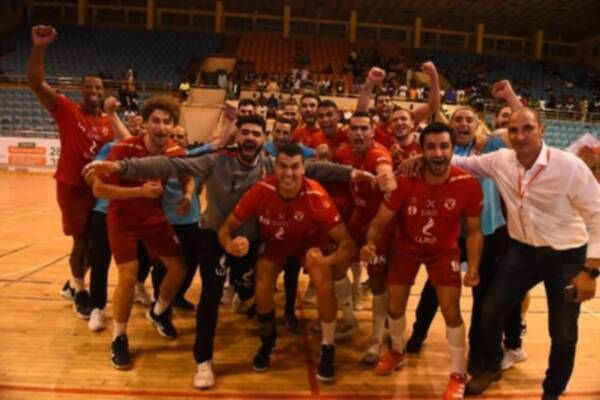 لاعبو يد الأهلي