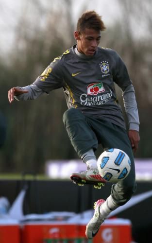 2011-06-302011-06-30t215339z_01_pw111_rtridsp_3_soccer-copa_reuters