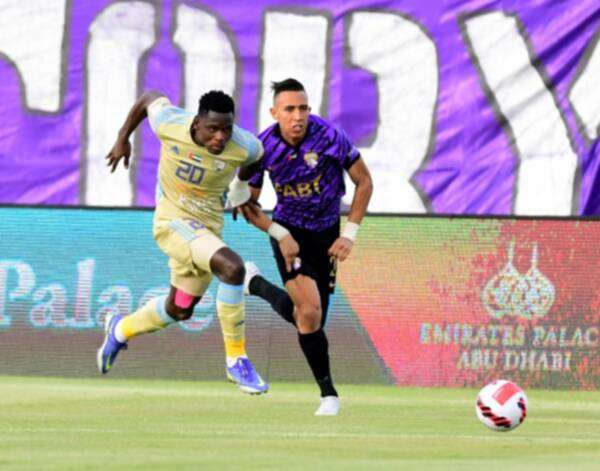 من الدوري الإماراتي