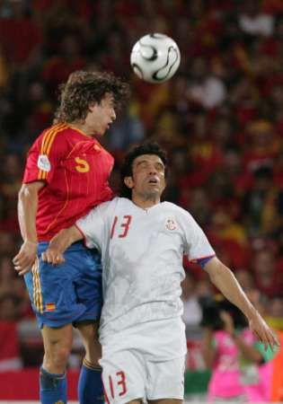 جانب من لقاء تونس واسبانيا 